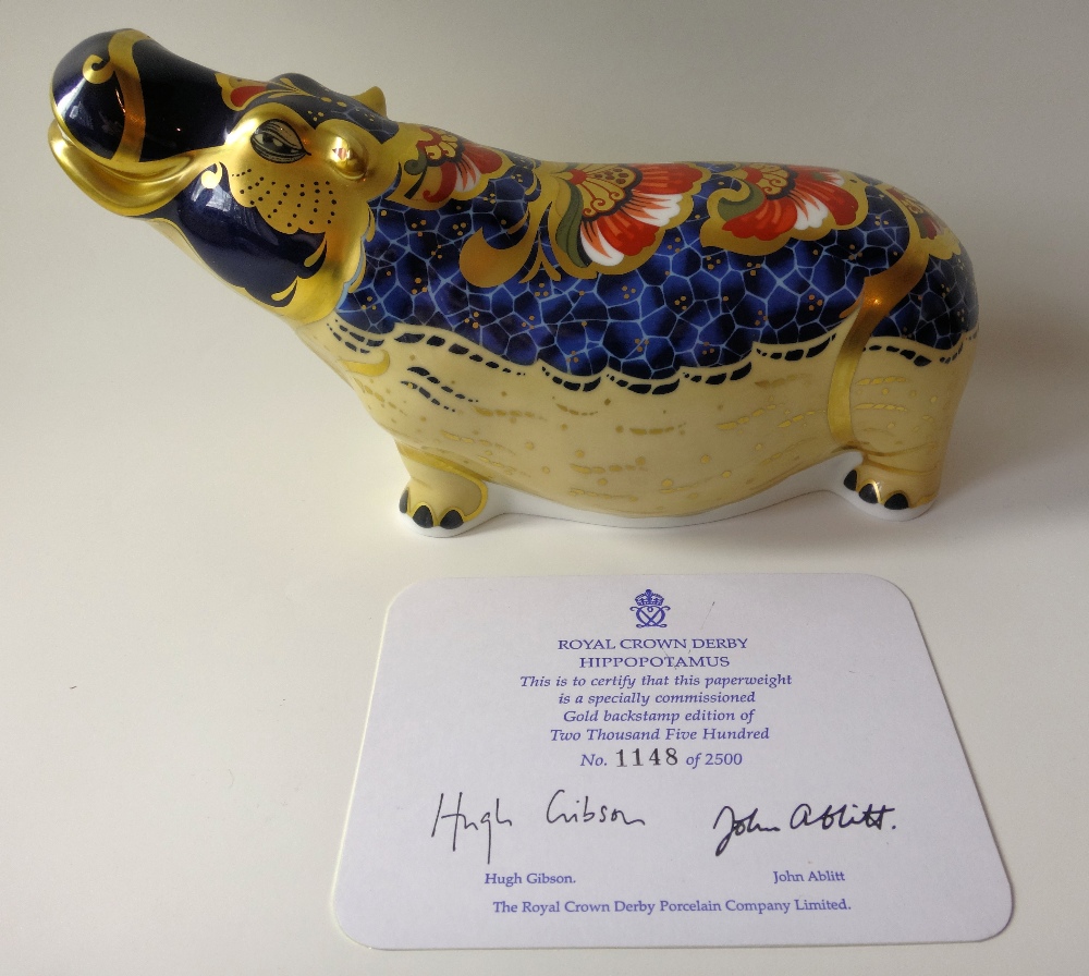 Royal Crown Derby paperweight HIPPOPOTAMUS: Gold stopper, certificate, first quality, original box.