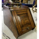 Oak coal scuttle : with liner