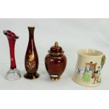 A mixed collection of items to include: Crown Devon Fieldings Musical Tankard "Auld Lang Syne",