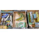 A large collection of tin Plate Hornby Railway items to include: Rolling Stock, Turntable,