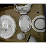 A mixed collection of items to include: Wedgwood Rosemeade patterned dinner plates,