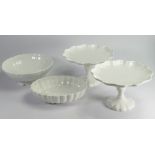 4 x Royal Doulton Creamware dinner table pieces: Comprising 2 x comports 14cm high x 200.