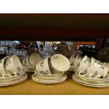 A quantity of Green Leaf Wedgwood china to include plates, teapot, cups and saucers, etc