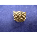 Gents 9ct yellow gold keeper ring, marked 375, size Z, weight 17.7g
