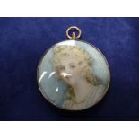 9ct yellow gold circular cased miniature of a lady, marked 375