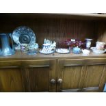 A Meissen horseshoe shaped dish, a Mother of Pearl gong, an Art Nouveau pewter vase and sundry