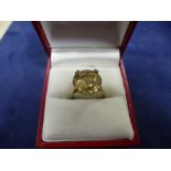 9ct gold ring with single citrine, size N, weight 3g approx