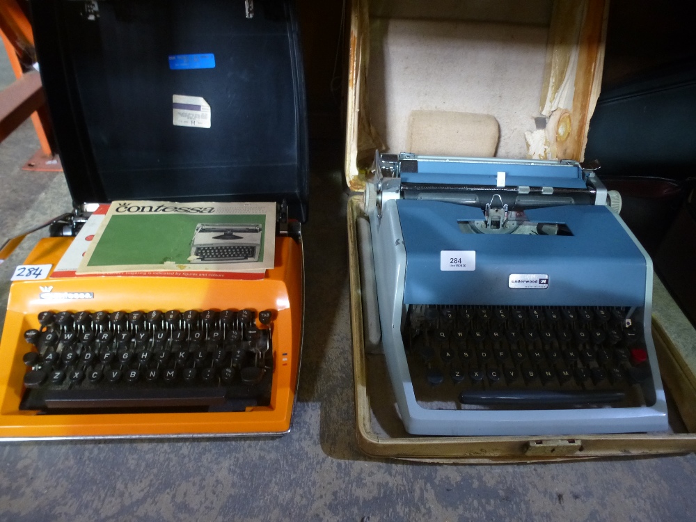 Vintage cased Underwood z1 typewriter and a Contessa example