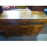Old Charm oak sideboard with 2 drawers above cupboards