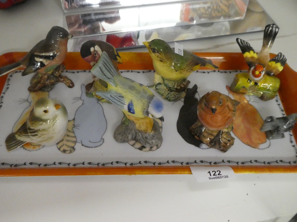 A small quantity of bird figures to include a Beswick Robin, Beswick Greenfinch, Crown Staffordshire - Image 2 of 2