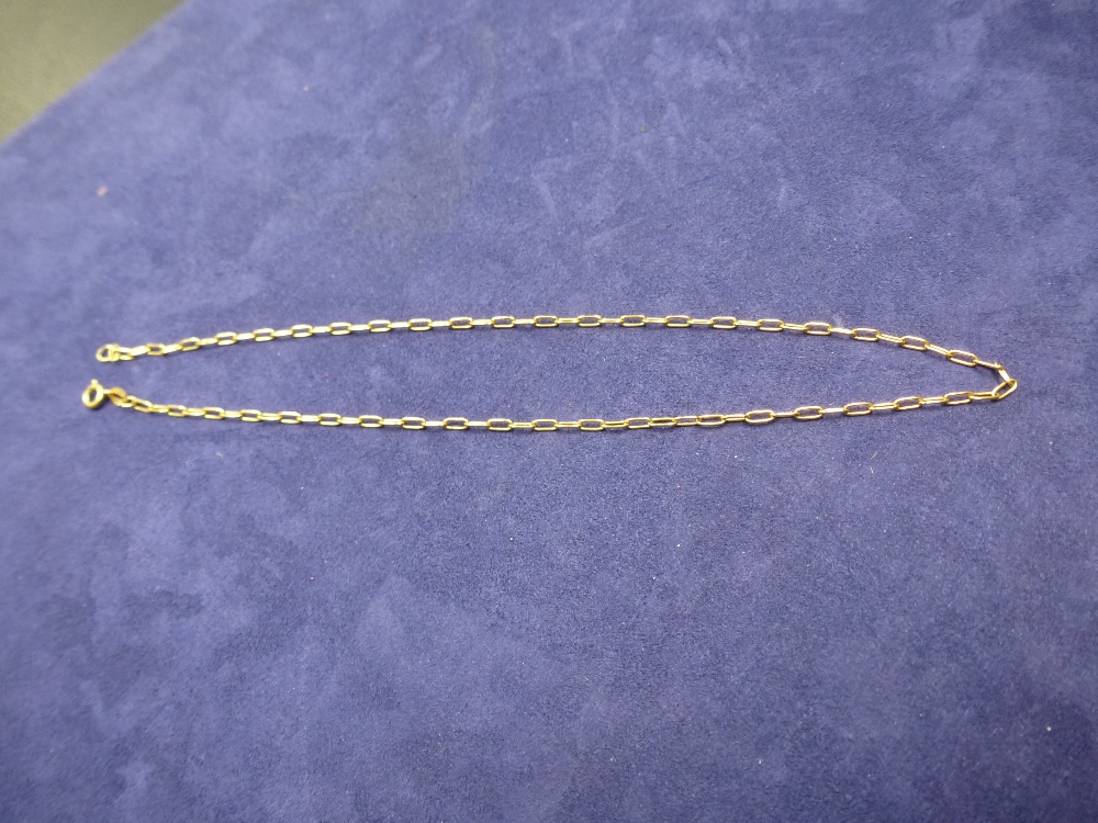 9ct yellow gold neckchain marked 375, total weight 3.5g