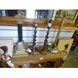 A quantity of table lamps, brass and wood, etc