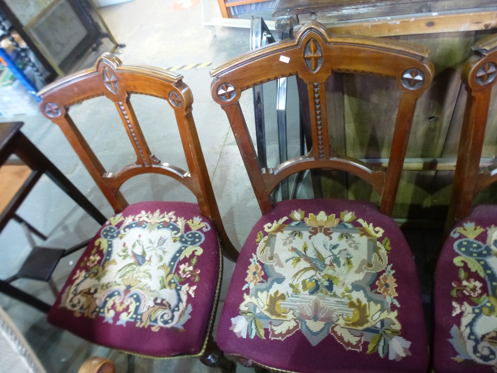 Set of 8 mahogany dining chairs, 6 with tapestry seats and the carvers upholstered in red velvet - Image 2 of 3