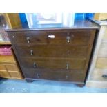 Vintage mahogany chest of 2 short drawers over 3 long drawers