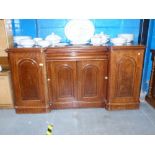 Large Victorian mahogany Chiffonier with central drawer above