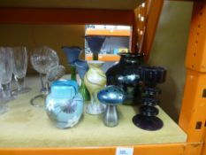 A quantity of glassware. To include an Isle of Wight glass mushroom, brandy goblet and warmer, etc