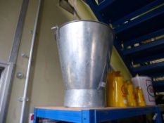 Steel pail