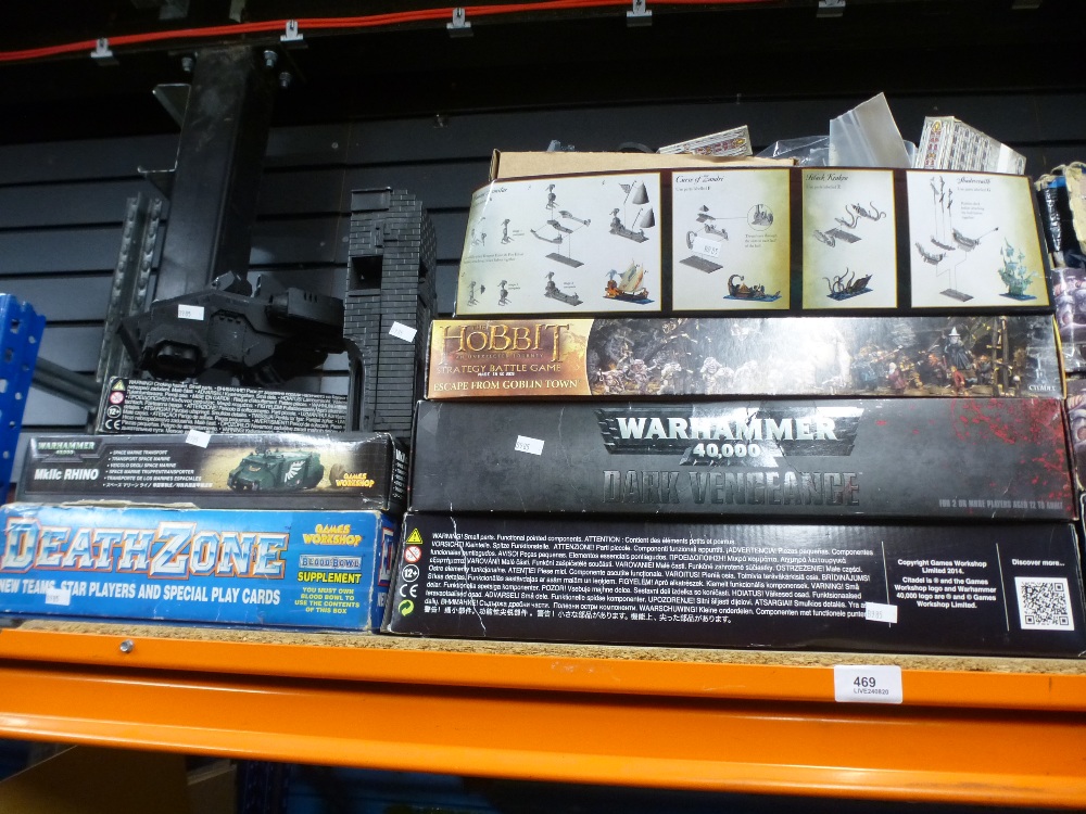 A large selection of Game Workshop board games, including Warhammer figures - Image 3 of 3