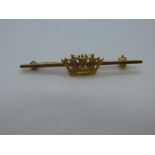 9ct gold bar brooch with Naval emblem, marked 375, approx 3.1g