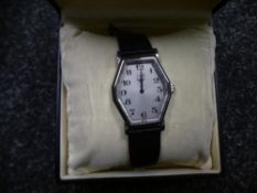 Boxed Dunhill gents wristwatch