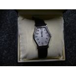 Boxed Dunhill gents wristwatch