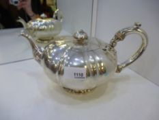 An ornate Irish silver teapot in what appears in undamaged condition. Hallmarked Dublin 1803,