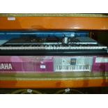 Yamaha Keyboard E323 and box
