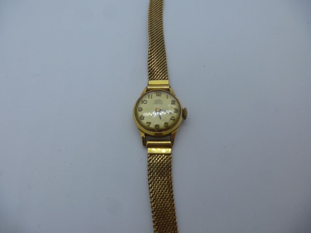 18ct yellow gold 'DOGMA' ladies wristwatch with 18ct case and strap, both marked 750, total weight - Bild 2 aus 4