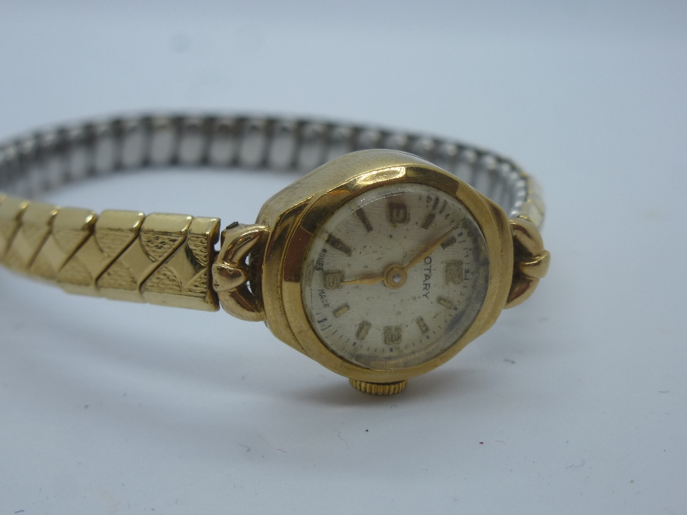 Vintage ladies Rotary wristwatch in 9ct yellow gold case, marked 375, on rolled gold adjustable