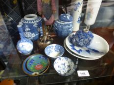 A quantity of oriental items, mainly blue and white