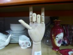 2 x artist model wood hands