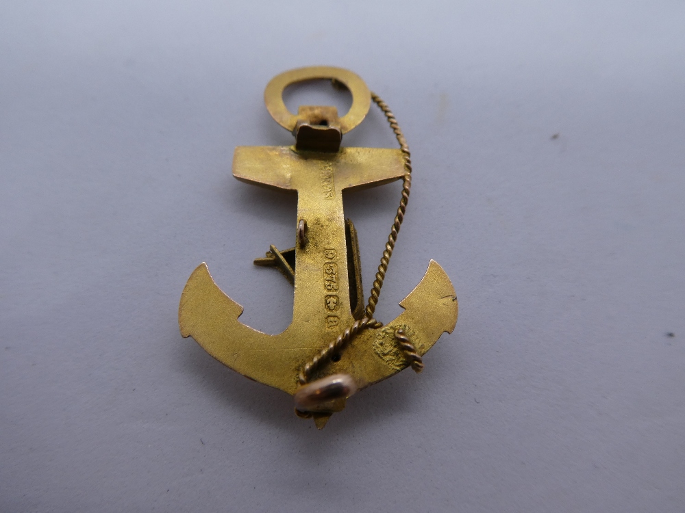 Vintage 9ct yellow gold brooch, AF, in the form of an anchor, marked 375, pin missing, 3cm, weight - Image 2 of 2