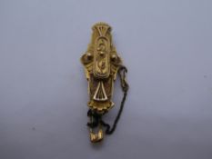Victorian 15ct yellow gold ornate mourning brooch, marked 15, with 9ct yellow gold safety chain,