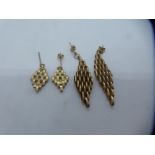 Two pairs of 9ct yellow gold, gatelink design earrings, both hallmarked, weight approx 3.3g