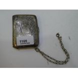A silver purse with foliate and star decorative design. Gross weight approx 2.90ozt