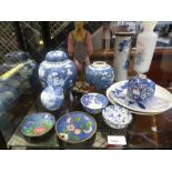 A quantity of oriental items, mainly blue and white