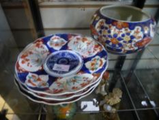 Oriental style round vase and 3 plates