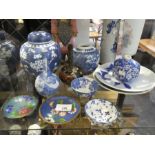 A quantity of oriental items, mainly blue and white