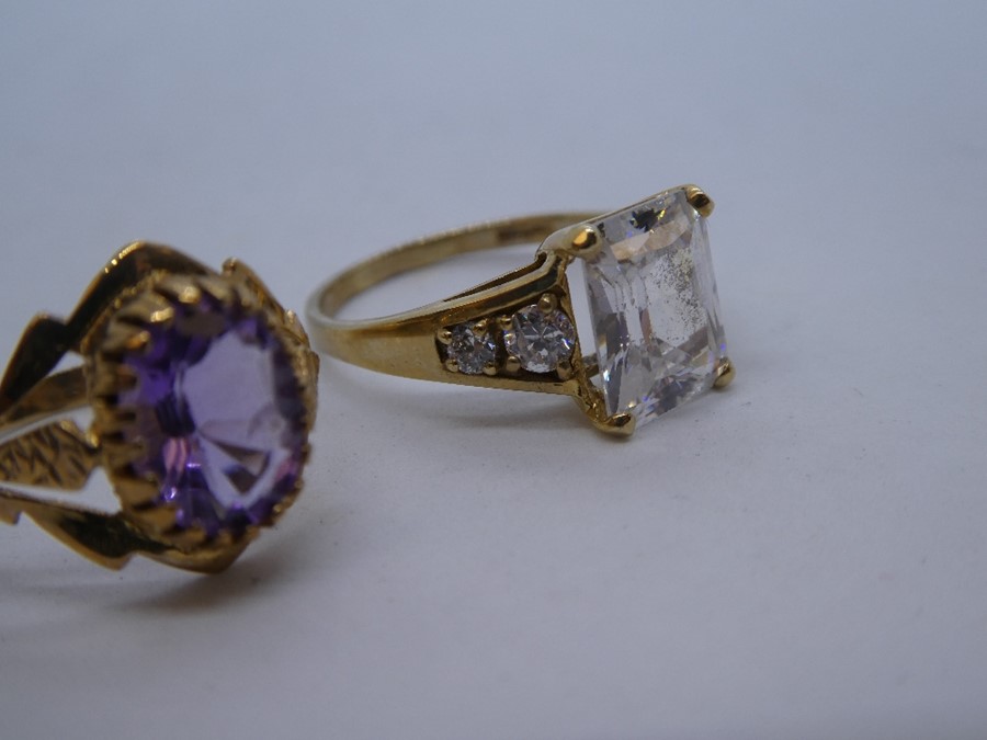 Two contemporary 9ct yellow gold dress rings, one set with an amethyst, size Q, gross weight approx - Image 3 of 3