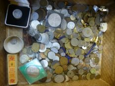 A gent's Rotary wristwatch, a silver thimble, mixed coinage and sundry