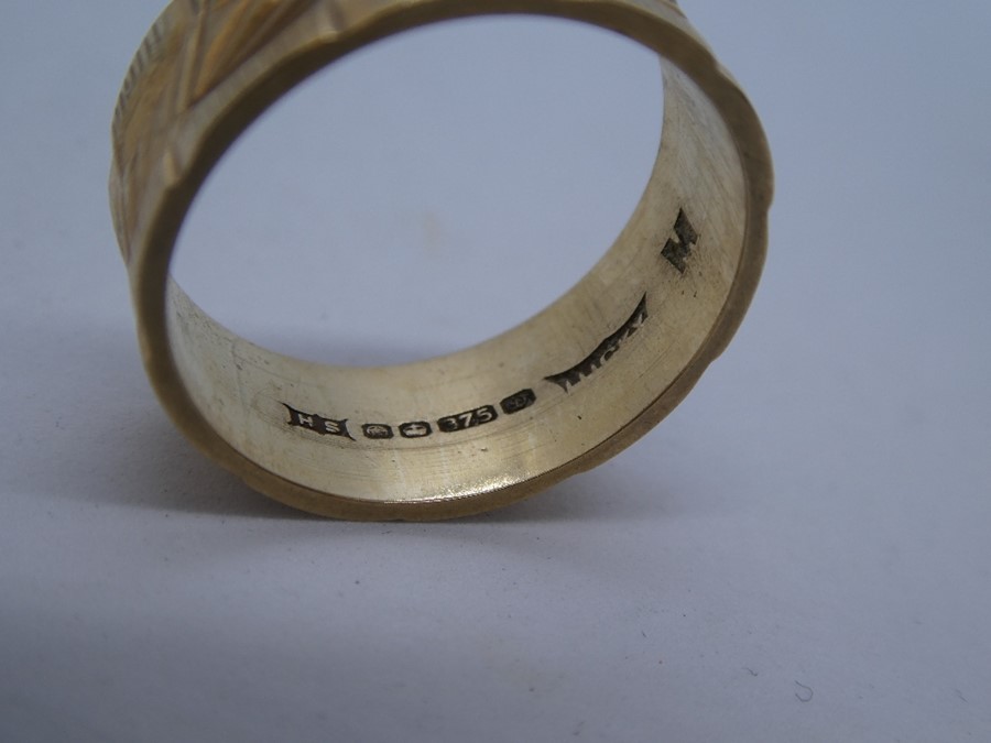 9ct yellow gold wedding band weight approx 4.8g, marked 375, size Q - Image 2 of 2