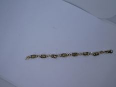 14ct white and yellow gold bracelet, marked 585. 10.2g approx. 18cm