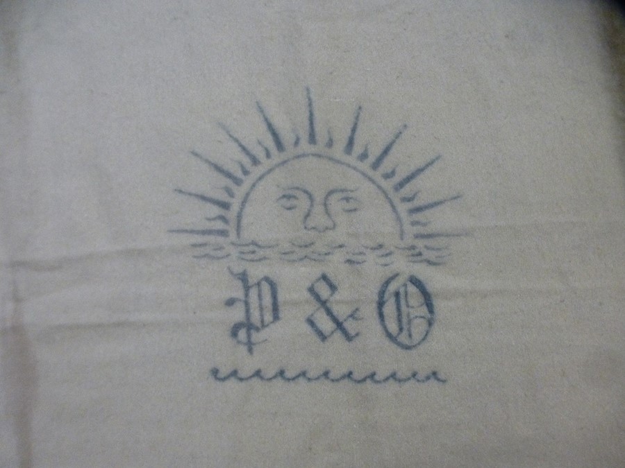 A woollen blanket reputedly from H.M.S Rawlapindi but having central P and O logo