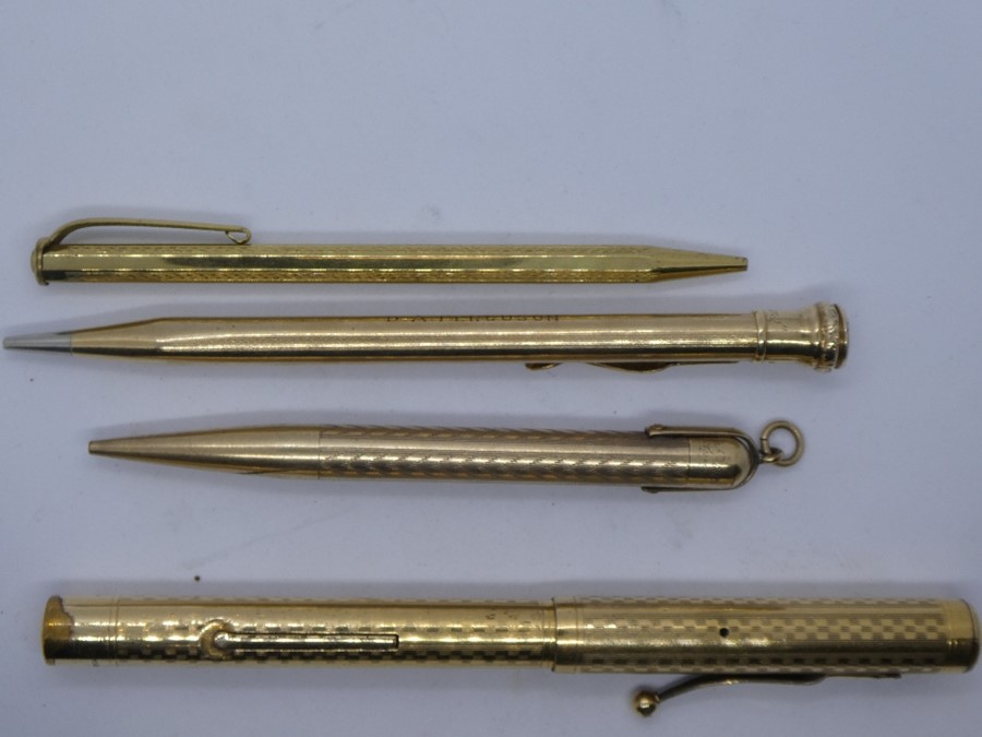 9ct yellow gold propelling pencil, marked 9ct gold inscribed 'Life Long' and 'DA Ferguson' together - Image 4 of 4