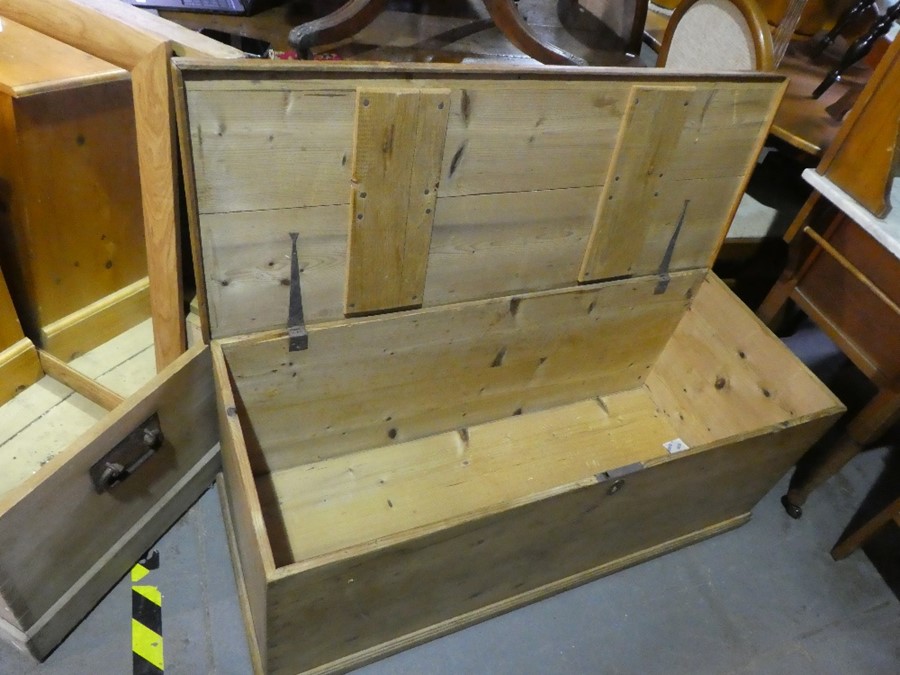 A waxed pine blanket box - Image 2 of 2