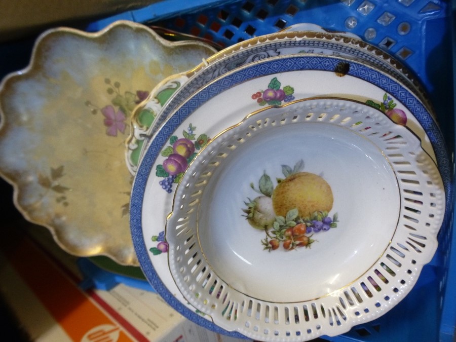 A small tray of decorative plates