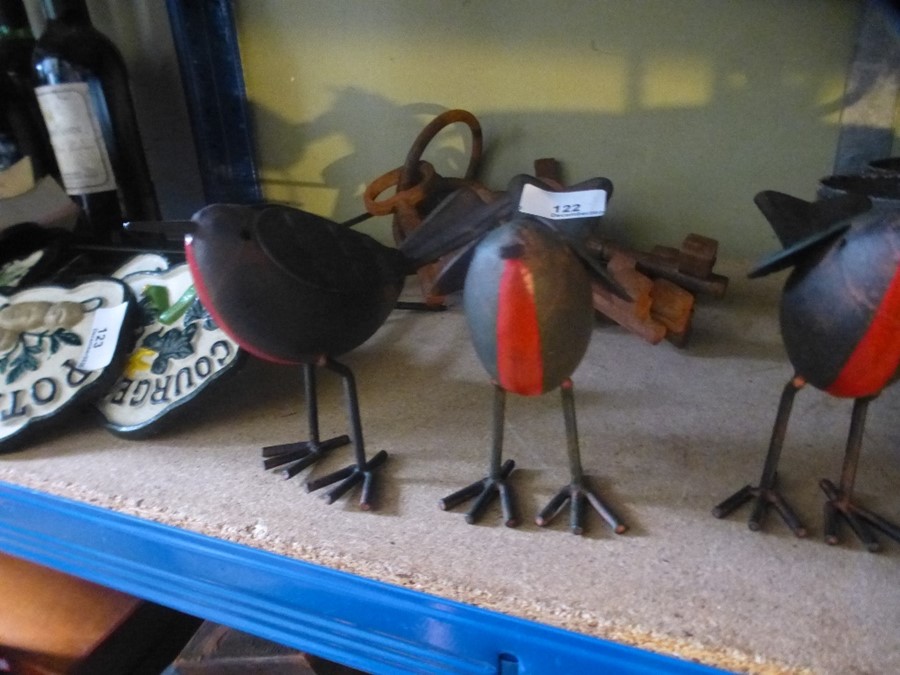 Three tinplate robins - Image 2 of 2