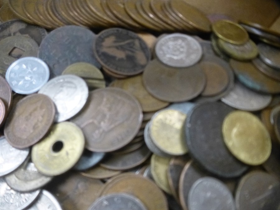 Quantity of coinage, mainly Continental and 20th Century - Image 5 of 6