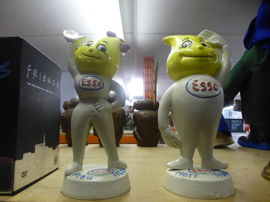 Pair of Esso piggy Banks - Image 2 of 2