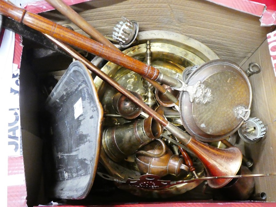 A box of mixed metalware and similar